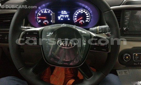 Acheter Import Voiture Kia Sorento Blanc à Import - Dubai, Barh el Gazel Acheter Import Voiture Kia Sorento Blanc à Import - Dubai, Barh el Gazel