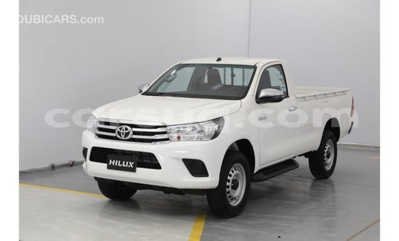 Acheter Import Voiture Toyota Hilux Blanc à Import - Dubai, Barh el Gazel Acheter Import Voiture Toyota Hilux Blanc à Import - Dubai, Barh el Gazel