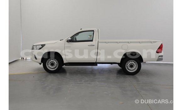 Acheter Import Voiture Toyota Hilux Blanc à Import - Dubai, Barh el Gazel Acheter Import Voiture Toyota Hilux Blanc à Import - Dubai, Barh el Gazel