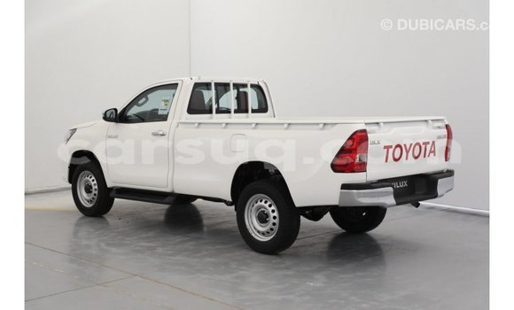 Acheter Import Voiture Toyota Hilux Blanc à Import - Dubai, Barh el Gazel Acheter Import Voiture Toyota Hilux Blanc à Import - Dubai, Barh el Gazel