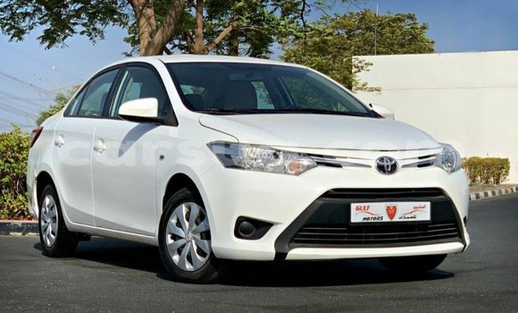 Acheter Import Voiture Toyota Yaris Blanc à Import - Dubai, Barh el Gazel