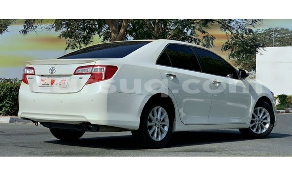 Acheter Import Voiture Toyota Camry Blanc à Import - Dubai, Barh el Gazel Acheter Import Voiture Toyota Camry Blanc à Import - Dubai, Barh el Gazel