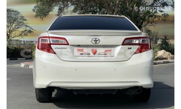 Acheter Import Voiture Toyota Camry Blanc à Import - Dubai, Barh el Gazel Acheter Import Voiture Toyota Camry Blanc à Import - Dubai, Barh el Gazel