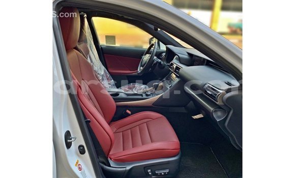 Acheter Import Voiture Lexus IS Blanc à Import - Dubai, Barh el Gazel Acheter Import Voiture Lexus IS Blanc à Import - Dubai, Barh el Gazel