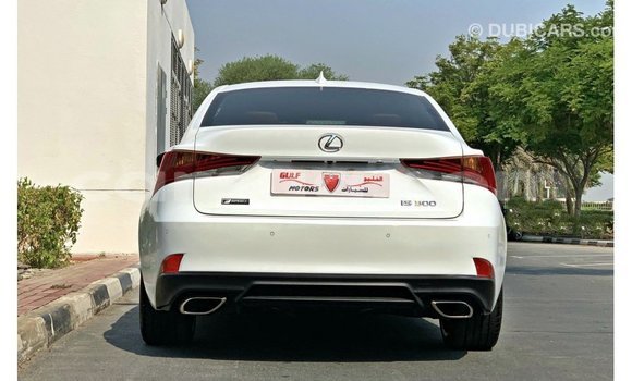 Acheter Import Voiture Lexus IS Blanc à Import - Dubai, Barh el Gazel Acheter Import Voiture Lexus IS Blanc à Import - Dubai, Barh el Gazel