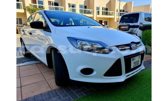 Acheter Import Voiture Ford Focus Blanc à Import - Dubai, Barh el Gazel