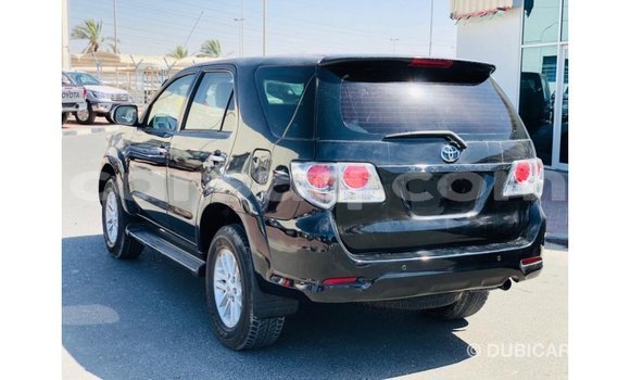 Acheter Import Voiture Toyota Fortuner Noir à Import - Dubai, Barh el Gazel Acheter Import Voiture Toyota Fortuner Noir à Import - Dubai, Barh el Gazel