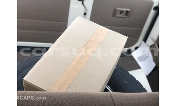 Acheter Import Voiture Toyota Land Cruiser Autre à Import - Dubai, Barh el Gazel Acheter Import Voiture Toyota Land Cruiser Autre à Import - Dubai, Barh el Gazel