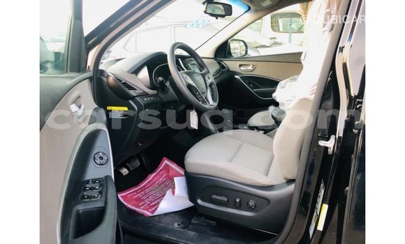 Acheter Import Voiture Hyundai Santa Fe Noir à Import - Dubai, Barh el Gazel Acheter Import Voiture Hyundai Santa Fe Noir à Import - Dubai, Barh el Gazel