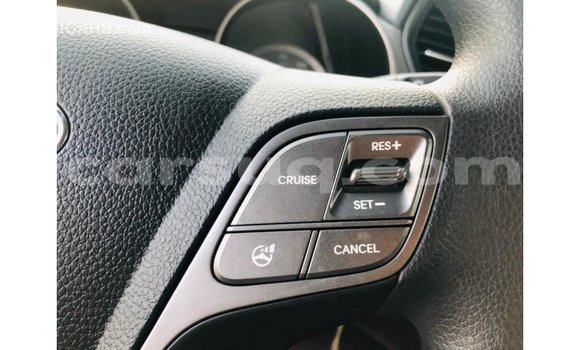 Acheter Import Voiture Hyundai Santa Fe Noir à Import - Dubai, Barh el Gazel Acheter Import Voiture Hyundai Santa Fe Noir à Import - Dubai, Barh el Gazel