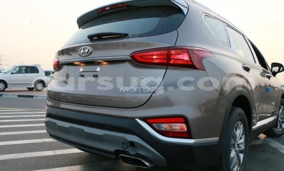 Acheter Import Voiture Hyundai Santa Fe Marron à Import - Dubai, Barh el Gazel Acheter Import Voiture Hyundai Santa Fe Marron à Import - Dubai, Barh el Gazel