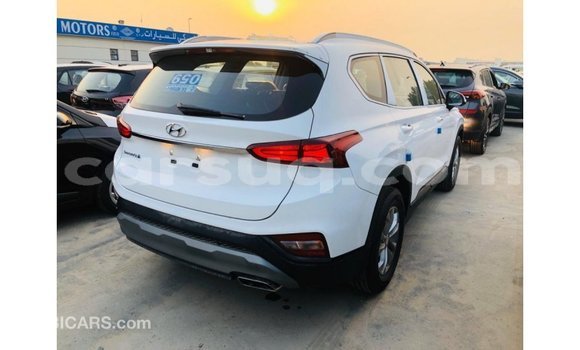 Acheter Import Voiture Hyundai Santa Fe Blanc à Import - Dubai, Barh el Gazel Acheter Import Voiture Hyundai Santa Fe Blanc à Import - Dubai, Barh el Gazel