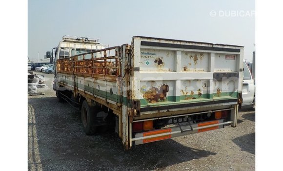 Acheter Import Voiture Isuzu Rodeo Blanc à Import - Dubai, Barh el Gazel Acheter Import Voiture Isuzu Rodeo Blanc à Import - Dubai, Barh el Gazel