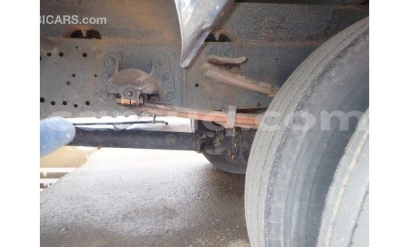 Acheter Import Voiture Isuzu Rodeo Blanc à Import - Dubai, Barh el Gazel Acheter Import Voiture Isuzu Rodeo Blanc à Import - Dubai, Barh el Gazel