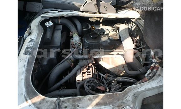 Acheter Import Voiture Nissan Caravan Blanc à Import - Dubai, Barh el Gazel Acheter Import Voiture Nissan Caravan Blanc à Import - Dubai, Barh el Gazel