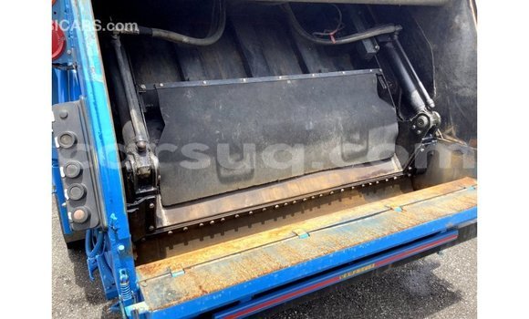 Acheter Import Voiture Mitsubishi i Bleu à Import - Dubai, Barh el Gazel Acheter Import Voiture Mitsubishi i Bleu à Import - Dubai, Barh el Gazel