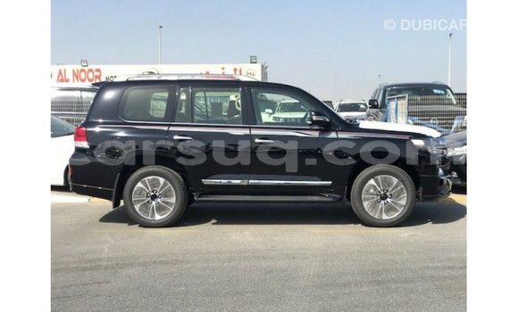 Acheter Import Voiture Toyota Land Cruiser Noir à Import - Dubai, Barh el Gazel Acheter Import Voiture Toyota Land Cruiser Noir à Import - Dubai, Barh el Gazel