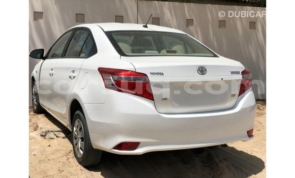 Acheter Import Voiture Toyota Yaris Blanc à Import - Dubai, Barh el Gazel Acheter Import Voiture Toyota Yaris Blanc à Import - Dubai, Barh el Gazel