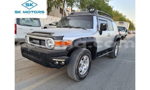 Acheter Import Voiture Toyota FJ Cruiser Autre à Import - Dubai, Barh el Gazel