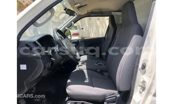Acheter Import Voiture Toyota Hiace Blanc à Import - Dubai, Barh el Gazel Acheter Import Voiture Toyota Hiace Blanc à Import - Dubai, Barh el Gazel