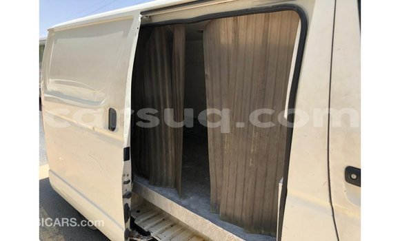 Acheter Import Voiture Toyota Hiace Blanc à Import - Dubai, Barh el Gazel Acheter Import Voiture Toyota Hiace Blanc à Import - Dubai, Barh el Gazel
