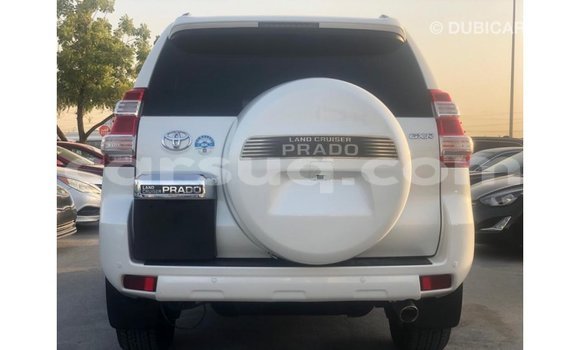 Acheter Import Voiture Toyota Prado Blanc à Import - Dubai, Barh el Gazel Acheter Import Voiture Toyota Prado Blanc à Import - Dubai, Barh el Gazel