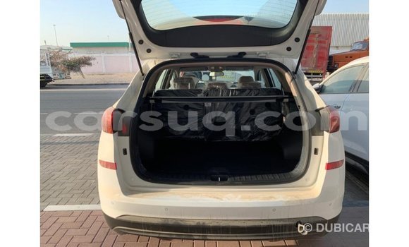 Buy Import Hyundai Tucson White Car in Import - Dubai in Barh el Gazel Buy Import Hyundai Tucson White Car in Import - Dubai in Barh el Gazel