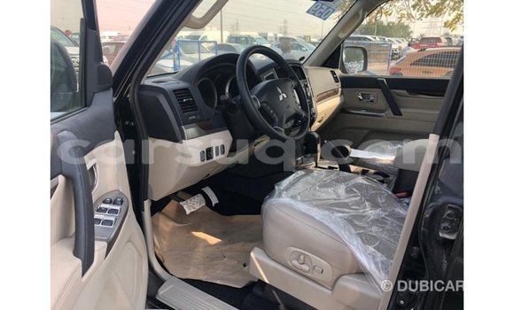 Acheter Import Voiture Mitsubishi Pajero Noir à Import - Dubai, Barh el Gazel Acheter Import Voiture Mitsubishi Pajero Noir à Import - Dubai, Barh el Gazel