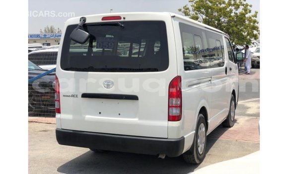 Buy Import Toyota Hiace White Car in Import - Dubai in Barh el Gazel Buy Import Toyota Hiace White Car in Import - Dubai in Barh el Gazel