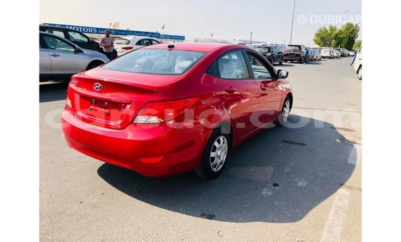 Acheter Import Voiture Hyundai Accent Rouge à Import - Dubai, Barh el Gazel Acheter Import Voiture Hyundai Accent Rouge à Import - Dubai, Barh el Gazel