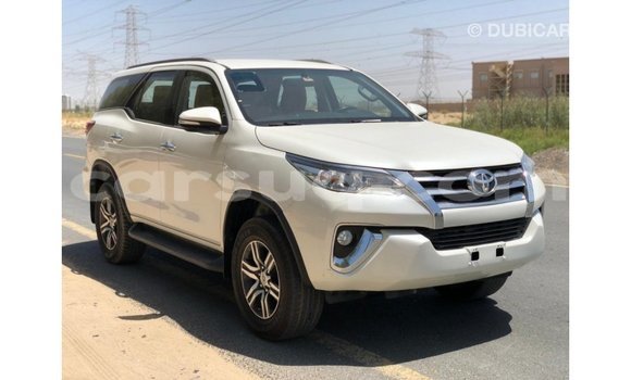 Buy Import Toyota Fortuner White Car in Import - Dubai in Barh el Gazel Buy Import Toyota Fortuner White Car in Import - Dubai in Barh el Gazel