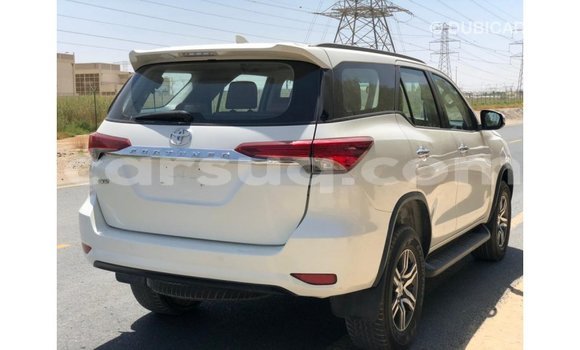 Buy Import Toyota Fortuner White Car in Import - Dubai in Barh el Gazel Buy Import Toyota Fortuner White Car in Import - Dubai in Barh el Gazel