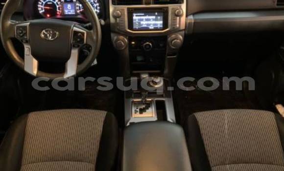 Acheter Import Voiture Toyota 4Runner Noir à N'Djamena, Chari-Baguirmi Acheter Import Voiture Toyota 4Runner Noir à N'Djamena, Chari-Baguirmi