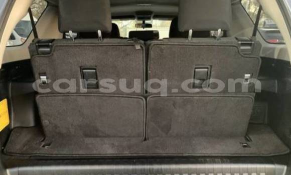 Acheter Import Voiture Toyota 4Runner Noir à N'Djamena, Chari-Baguirmi Acheter Import Voiture Toyota 4Runner Noir à N'Djamena, Chari-Baguirmi