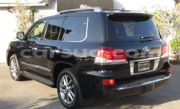 Acheter Occasion Voiture Lexus LX 570 Noir à Adre, Ouaddai Acheter Occasion Voiture Lexus LX 570 Noir à Adre, Ouaddai