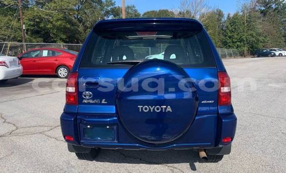 Acheter Occasion Voiture Toyota RAV4 Bleu à Abéché, Ouaddai Region Acheter Occasion Voiture Toyota RAV4 Bleu à Abéché, Ouaddai Region