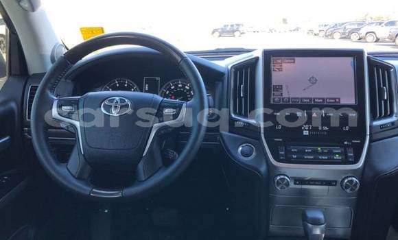 Acheter Occasion Voiture Toyota Land Cruiser Blanc à N'Djamena, Chari-Baguirmi Acheter Occasion Voiture Toyota Land Cruiser Blanc à N'Djamena, Chari-Baguirmi