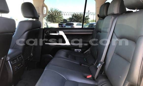 Acheter Occasion Voiture Toyota Land Cruiser Blanc à N'Djamena, Chari-Baguirmi Acheter Occasion Voiture Toyota Land Cruiser Blanc à N'Djamena, Chari-Baguirmi