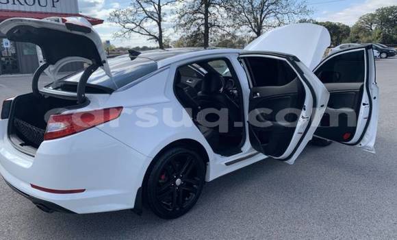 Acheter Occasion Voiture Kia Optima Blanc à Am Djarass, Ennedi-Est Acheter Occasion Voiture Kia Optima Blanc à Am Djarass, Ennedi-Est