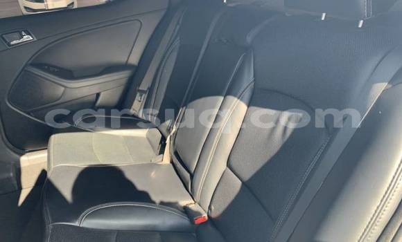 Acheter Occasion Voiture Kia Optima Blanc à Am Djarass, Ennedi-Est Acheter Occasion Voiture Kia Optima Blanc à Am Djarass, Ennedi-Est