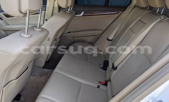 Acheter Occasion Voiture Mercedes‒Benz C–Class Blanc à Bardai, Bourkou-Ennedi-Tibesti Acheter Occasion Voiture Mercedes‒Benz C–Class Blanc à Bardai, Bourkou-Ennedi-Tibesti