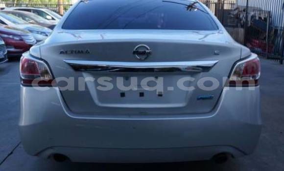 Acheter Occasion Voiture Nissan Altima Autre à Faya–Largeau, Borkou Region Acheter Occasion Voiture Nissan Altima Autre à Faya–Largeau, Borkou Region