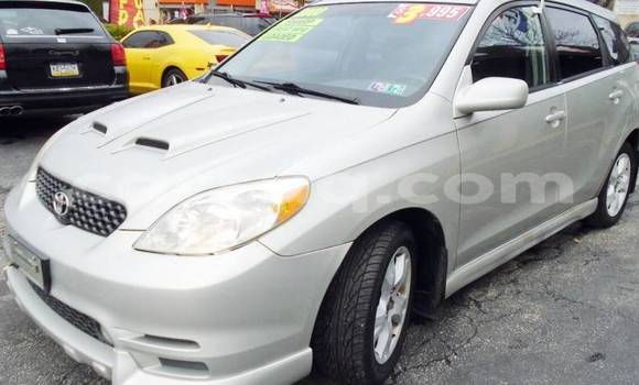 Acheter Occasion Voiture Toyota Matrix Gris à Fianga, Mayo-Kebbi Acheter Occasion Voiture Toyota Matrix Gris à Fianga, Mayo-Kebbi
