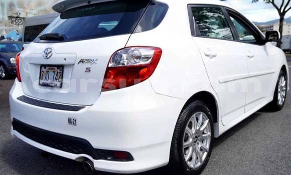 Acheter Occasion Voiture Toyota Matrix Blanc à Gounou Gaya, Mayo-Kebbi Acheter Occasion Voiture Toyota Matrix Blanc à Gounou Gaya, Mayo-Kebbi