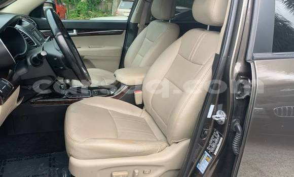 Acheter Import Voiture Kia Sorento Marron à Abéché, Ouaddai Region Acheter Import Voiture Kia Sorento Marron à Abéché, Ouaddai Region