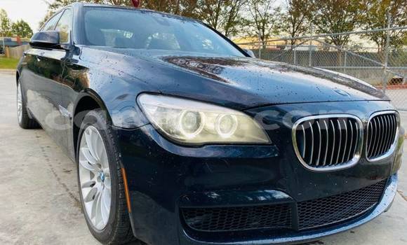 Acheter Import Voiture BMW 7-Series Noir à Abou Deia, Salamat