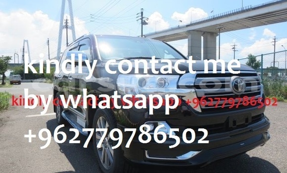 Acheter Occasion Voiture Toyota Land Cruiser Noir à N'Djamena, Chari-Baguirmi Acheter Occasion Voiture Toyota Land Cruiser Noir à N'Djamena, Chari-Baguirmi