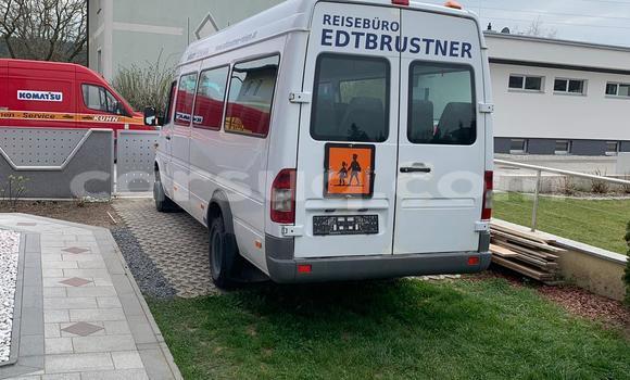 Acheter Occasion Utilitaire Mercedes‒Benz Sprinter Bleu à Faya, Bourkou-Ennedi-Tibesti Acheter Occasion Utilitaire Mercedes‒Benz Sprinter Bleu à Faya, Bourkou-Ennedi-Tibesti