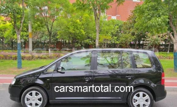 Acheter Occasion Voiture Volkswagen Touran Gris à N'Djamena, Chari-Baguirmi Acheter Occasion Voiture Volkswagen Touran Gris à N'Djamena, Chari-Baguirmi