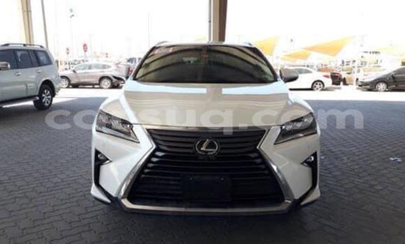 Acheter Occasion Voiture Lexus RX 350 Blanc à Am Djarass, Ennedi-Est Acheter Occasion Voiture Lexus RX 350 Blanc à Am Djarass, Ennedi-Est